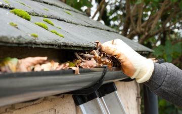 gutter cleaning Hollinsgreen, Cheshire